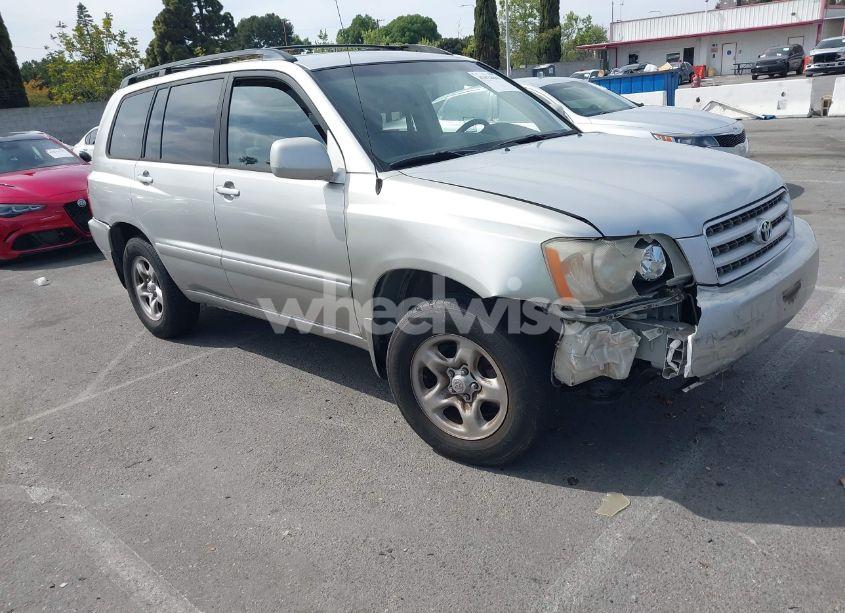 2002 Toyota Highlander (VIN JTEGD21AX20028215) main photo