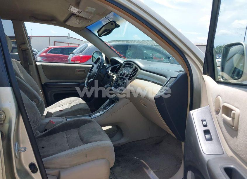 Photo 5 of 2003 Toyota Highlander V6 (VIN JTEGF21A030108389)