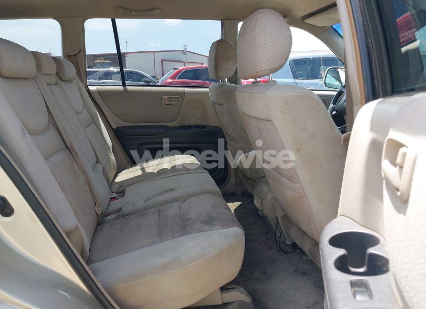 Photo 8 of 2003 Toyota Highlander V6 (VIN JTEGF21A030108389)