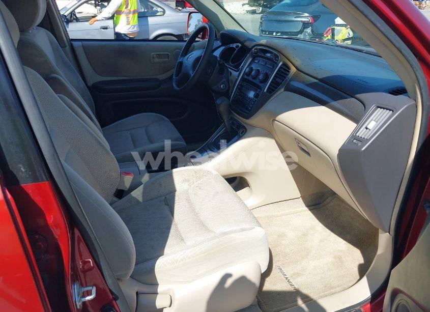 Photo 5 of 2002 Toyota Highlander V6 (VIN JTEGF21A220054818)