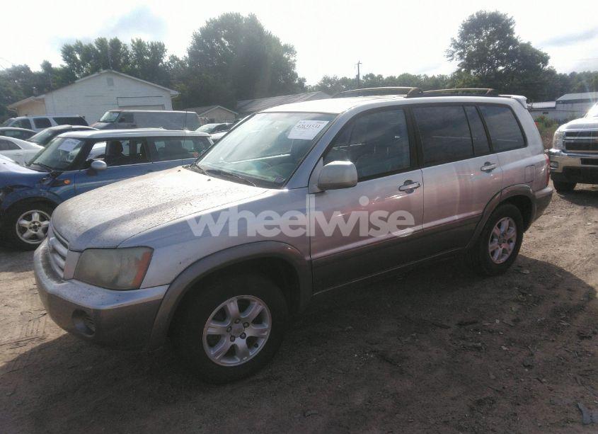 Photo 2 of 2002 Toyota Highlander V6 (VIN JTEGF21A220059842)