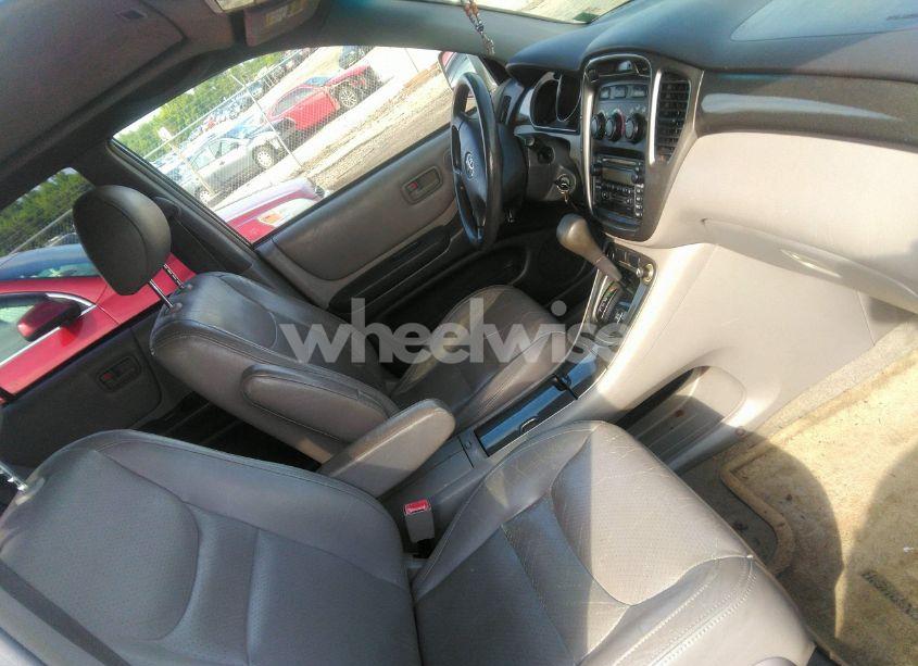 Photo 5 of 2002 Toyota Highlander V6 (VIN JTEGF21A220059842)