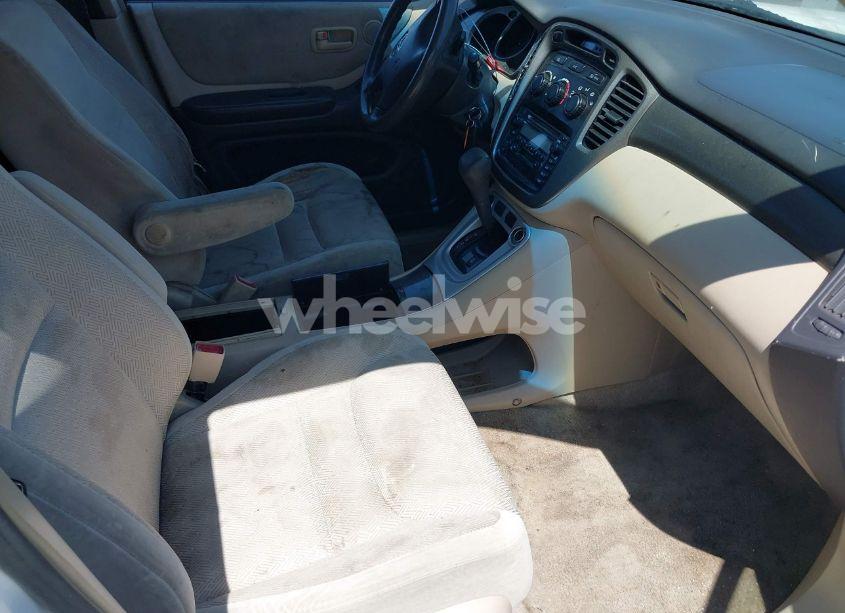 Photo 5 of 2002 Toyota Highlander V6 (VIN JTEGF21A520033817)