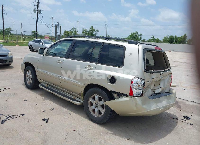 Photo 3 of 2002 Toyota Highlander V6 (VIN JTEGF21A520068020)