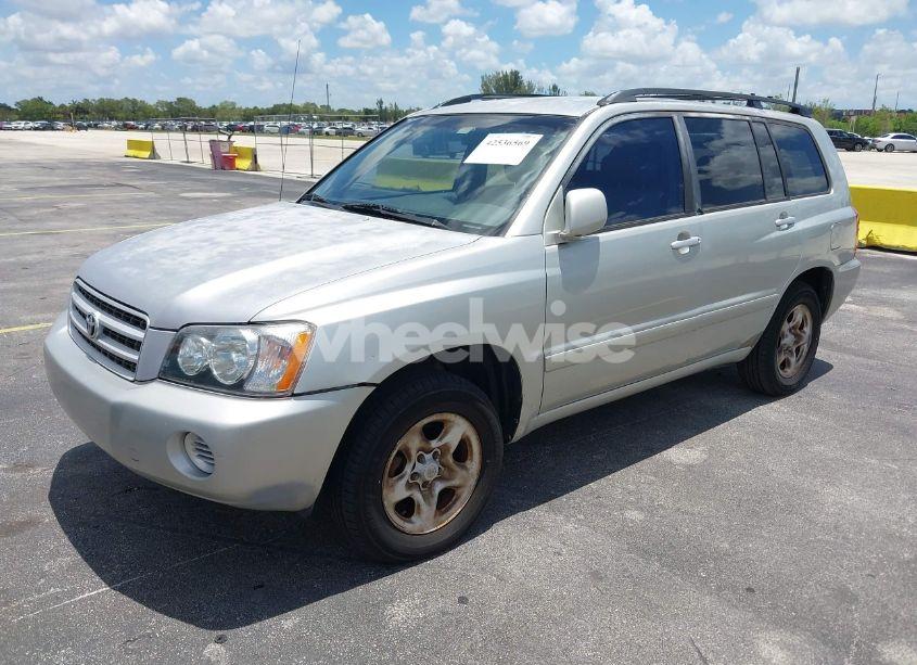 Photo 2 of 2003 Toyota Highlander V6 (VIN JTEGF21A530095834)