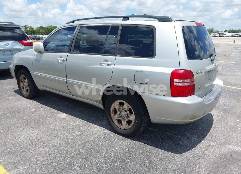 Photo 3 of 2003 Toyota Highlander V6 (VIN JTEGF21A530095834)