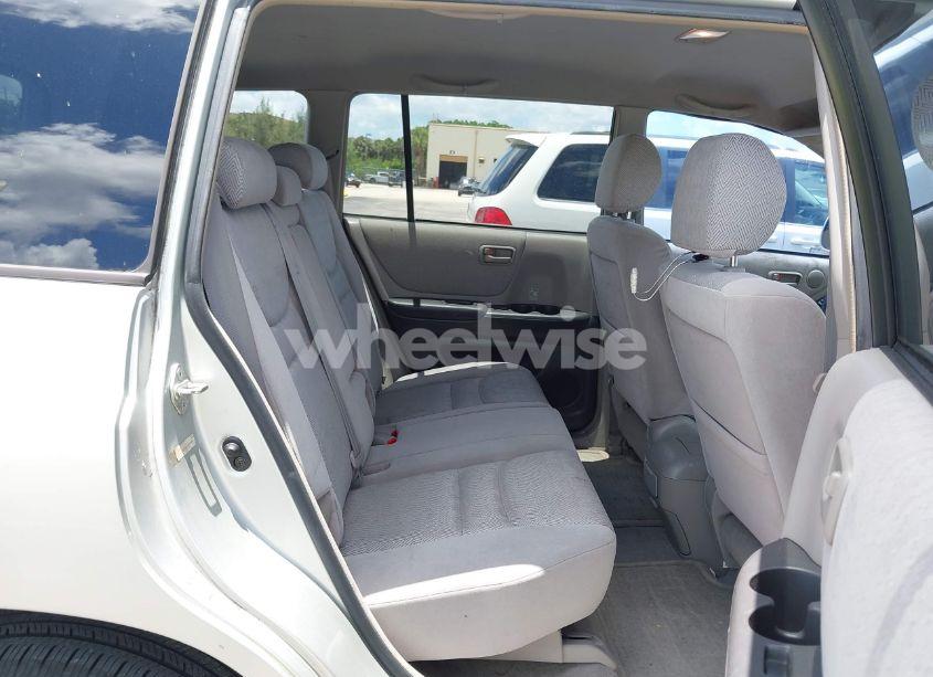 Photo 8 of 2003 Toyota Highlander V6 (VIN JTEGF21A530095834)
