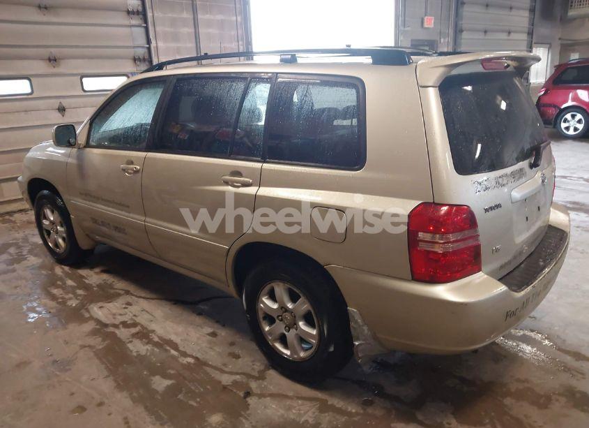 Photo 3 of 2003 Toyota Highlander V6 (VIN JTEGF21A730097259)