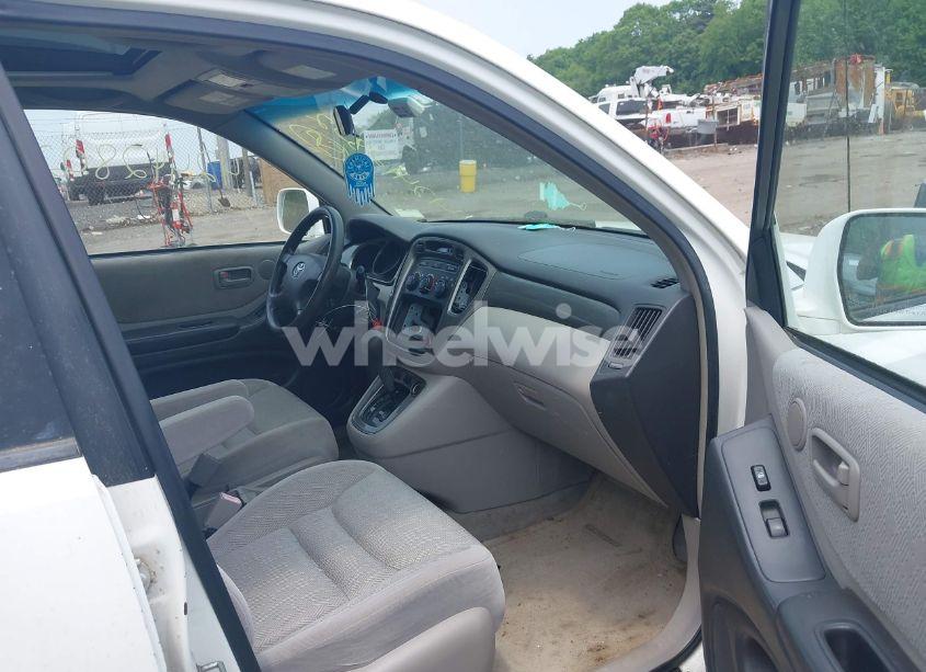 Photo 5 of 2001 Toyota Highlander V6 (VIN JTEGF21A810003807)