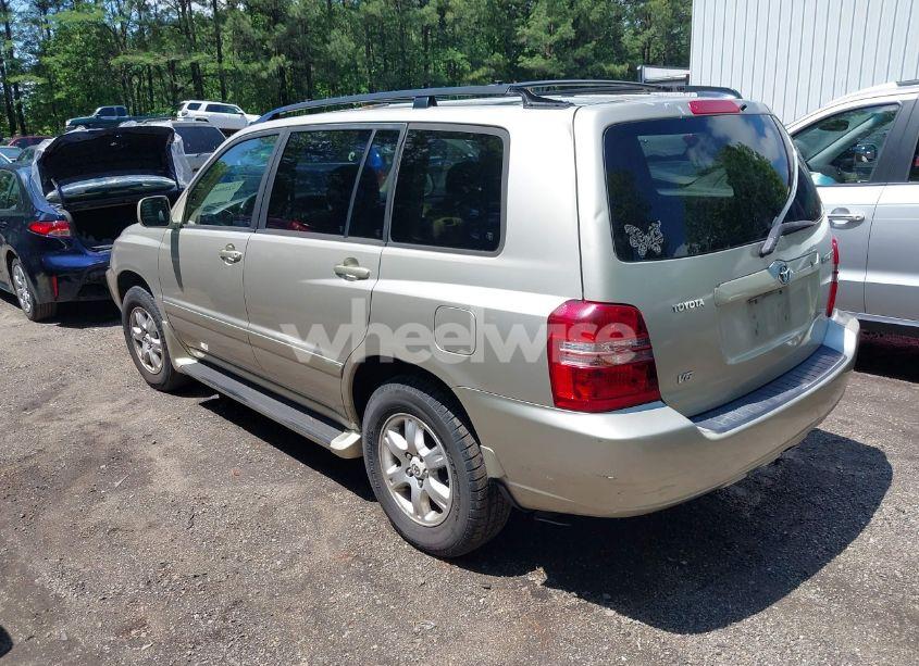 Photo 3 of 2002 Toyota Highlander V6 (VIN JTEGF21A820040227)