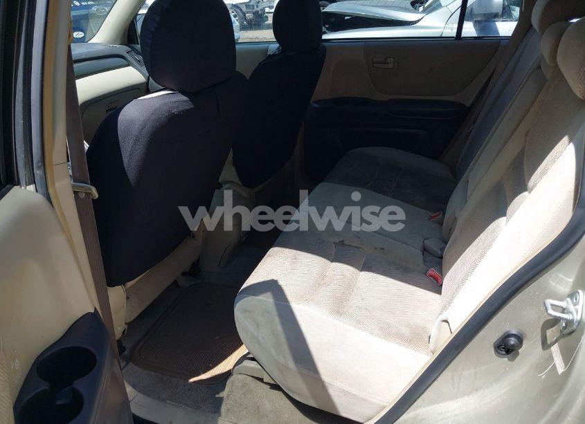 Photo 8 of 2002 Toyota Highlander V6 (VIN JTEGF21A820040227)