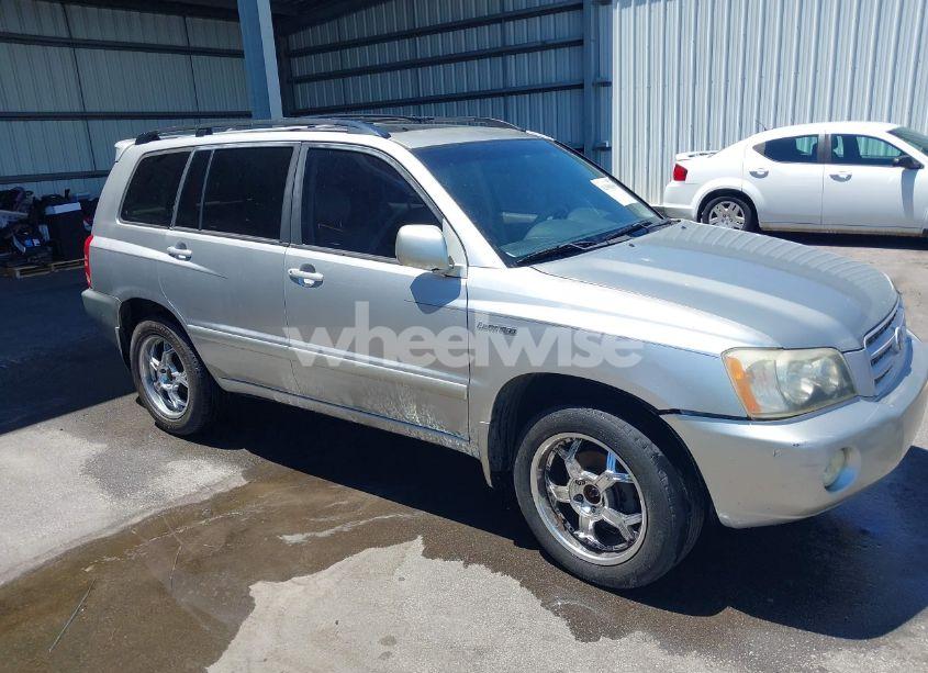 2002 Toyota Highlander LIMITED V6 (VIN JTEGF21A920034212) main photo