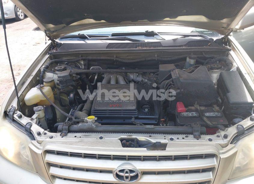 Photo 10 of 2003 Toyota Highlander V6 (VIN JTEGF21A930104230)