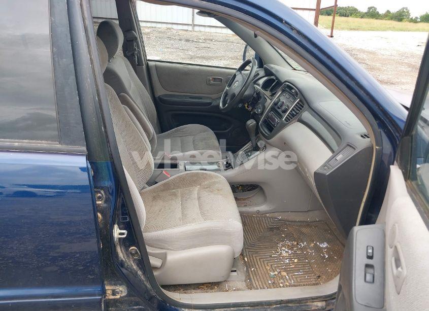 Photo 5 of 2002 Toyota Highlander V6 (VIN JTEGF21AX20034445)