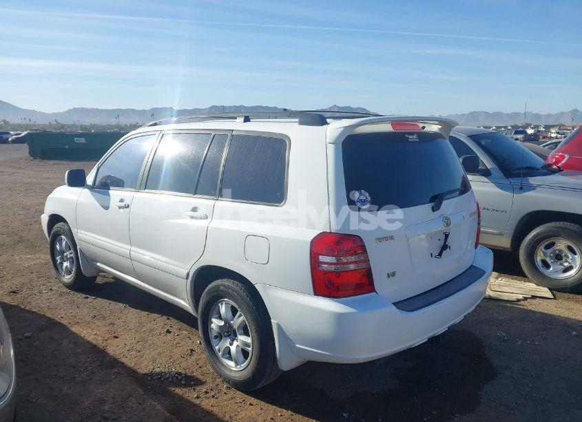 Photo 3 of 2002 Toyota Highlander V6 (VIN JTEGF21AX20064948)