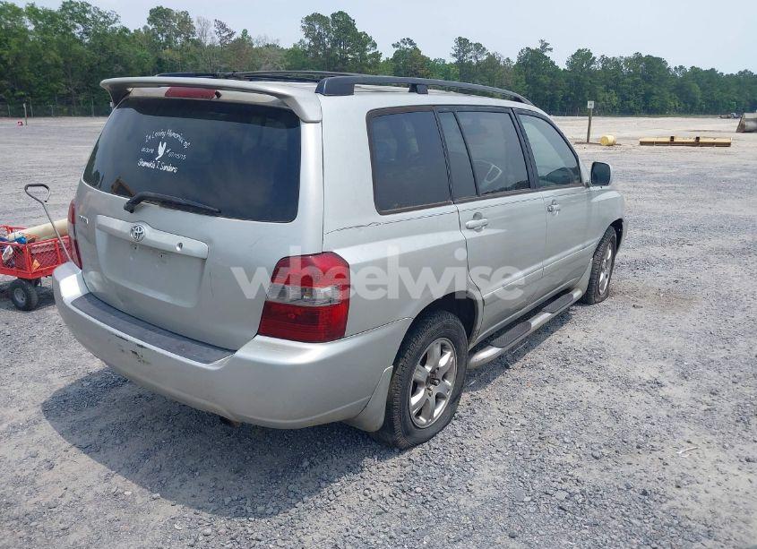 Photo 4 of 2006 Toyota Highlander V6 (VIN JTEGP21A160097596)