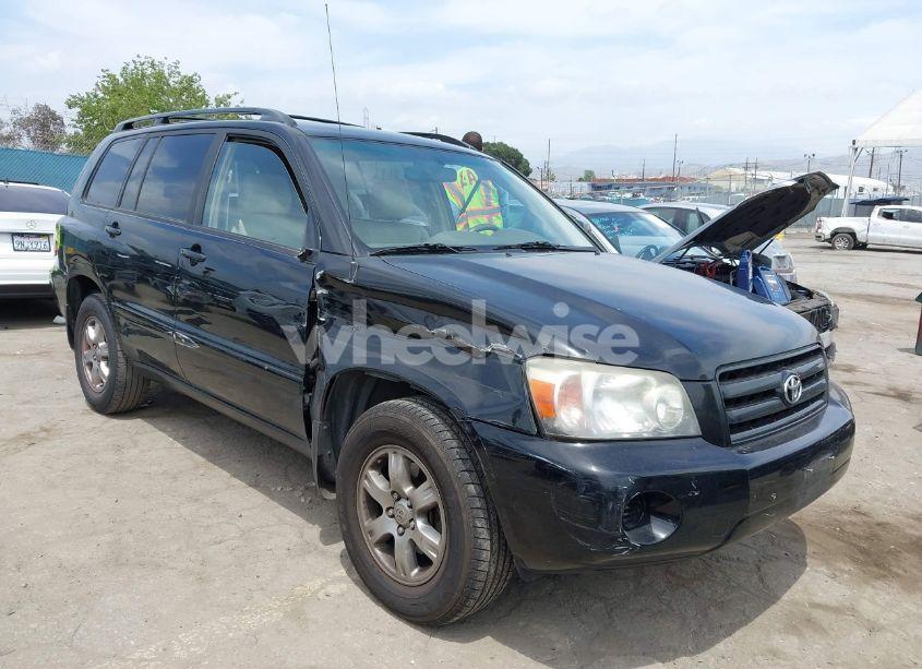 2006 Toyota Highlander V6 (VIN JTEGP21A260126152) main photo