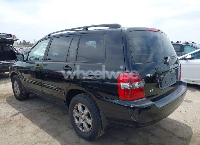 Photo 3 of 2006 Toyota Highlander V6 (VIN JTEGP21A260126152)