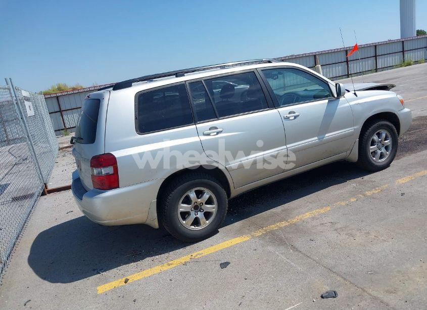 Photo 4 of 2007 Toyota Highlander V6 (VIN JTEGP21A270129649)