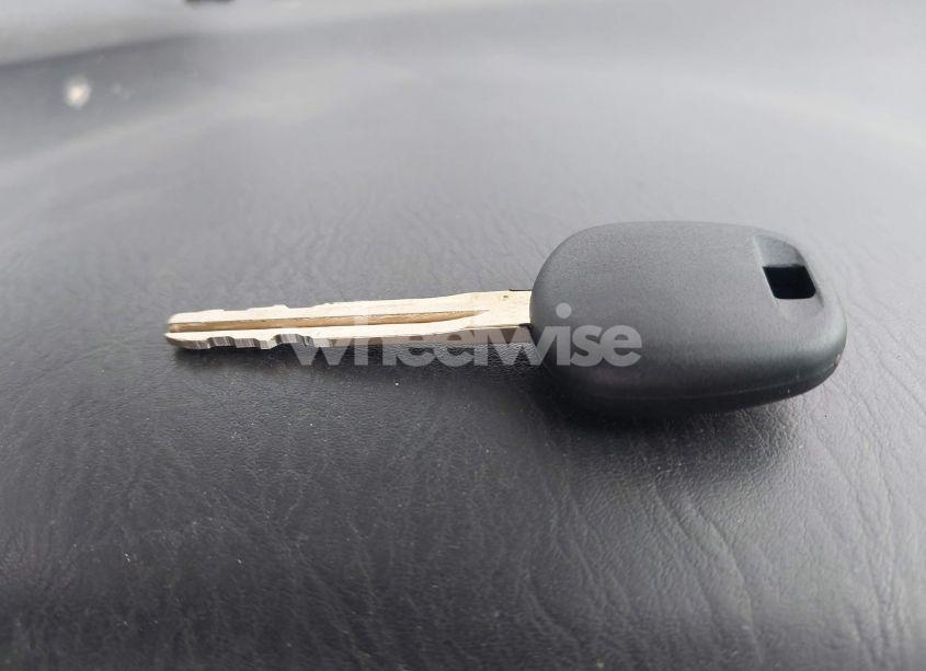 Photo 10 of 2005 Toyota Highlander V6 (VIN JTEGP21A450063635)