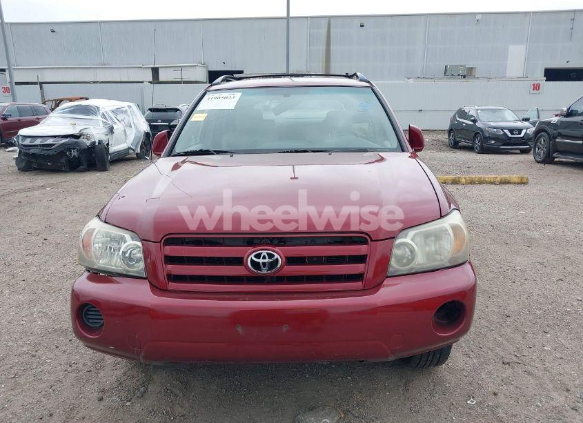 Photo 13 of 2005 Toyota Highlander V6 (VIN JTEGP21A450079978)