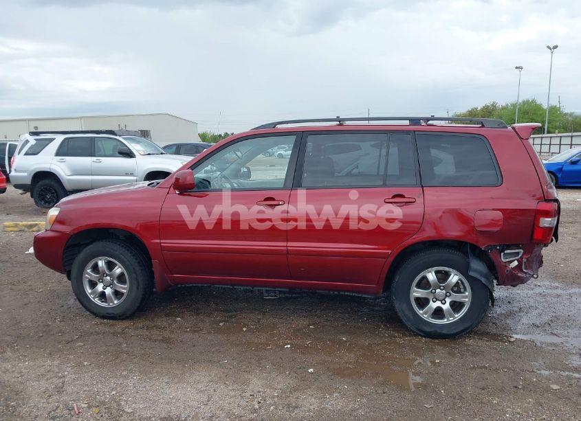 Photo 15 of 2005 Toyota Highlander V6 (VIN JTEGP21A450079978)