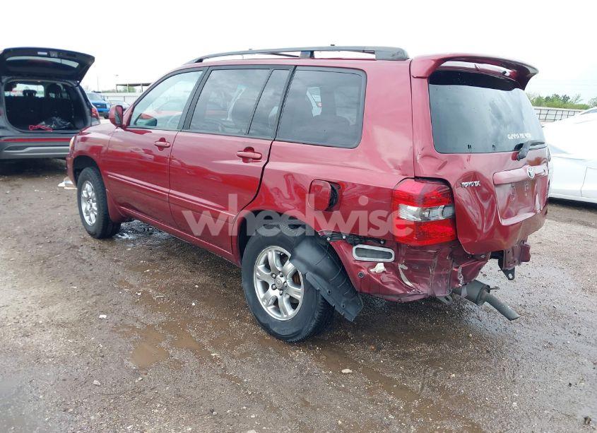 Photo 3 of 2005 Toyota Highlander V6 (VIN JTEGP21A450079978)