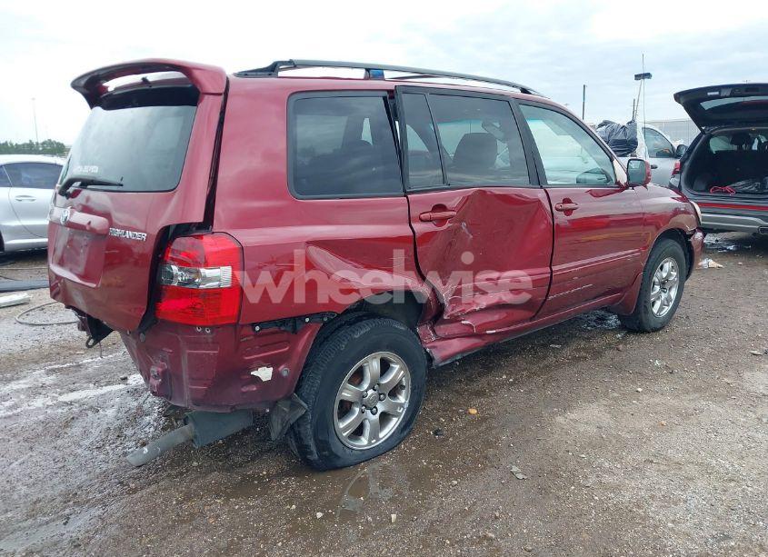 Photo 4 of 2005 Toyota Highlander V6 (VIN JTEGP21A450079978)