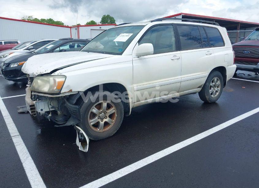 Photo 2 of 2005 Toyota Highlander V6 (VIN JTEGP21AX50084893)
