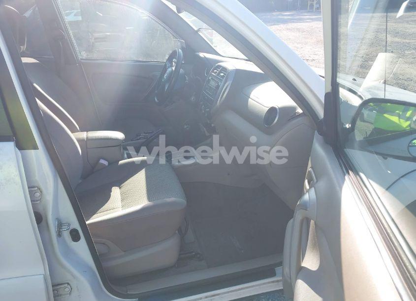 Photo 5 of 2004 Toyota Rav4 (VIN JTEHD20V040004159)