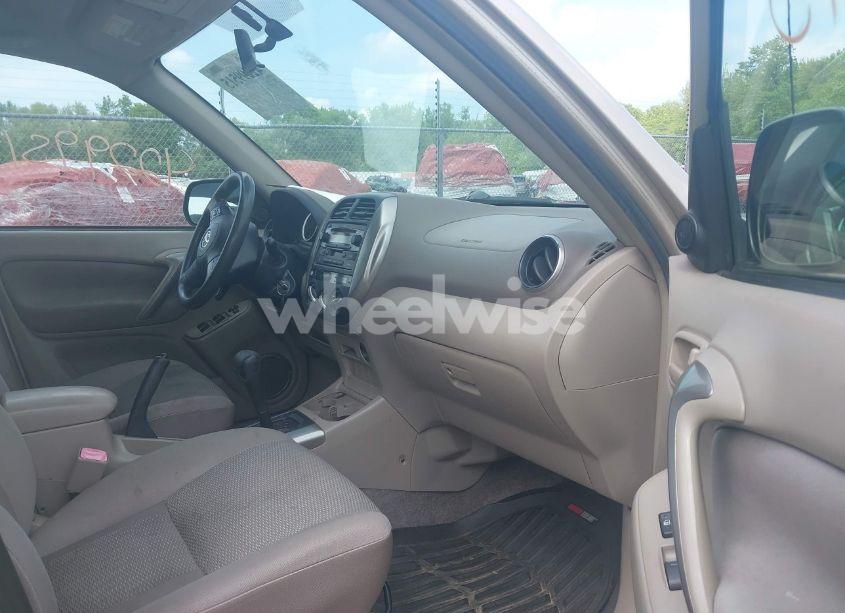 Photo 5 of 2004 Toyota Rav4 (VIN JTEHD20V040037212)