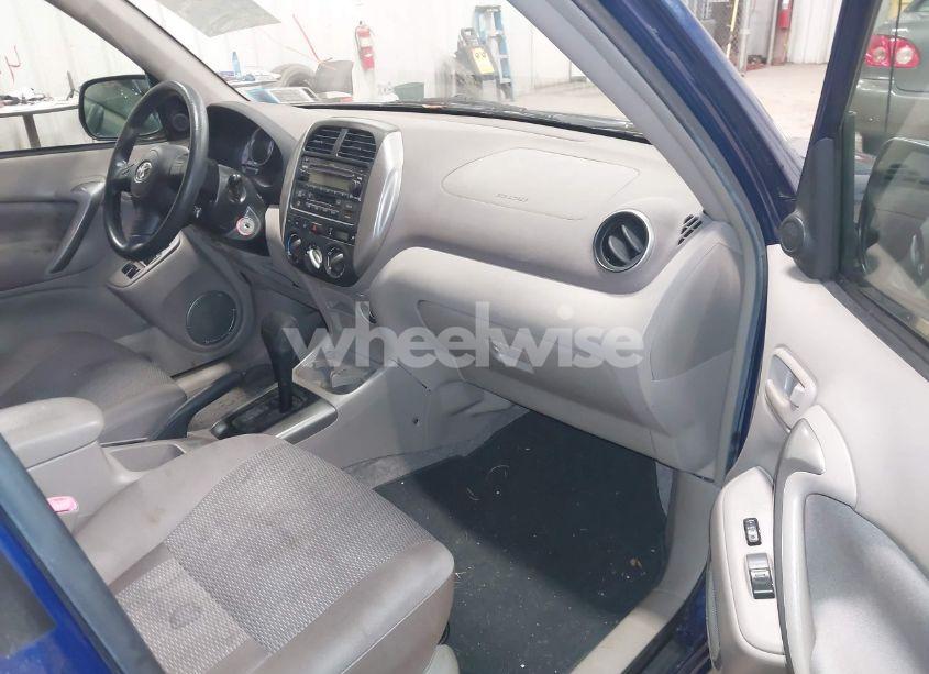 Photo 5 of 2005 Toyota Rav4 (VIN JTEHD20V156044359)