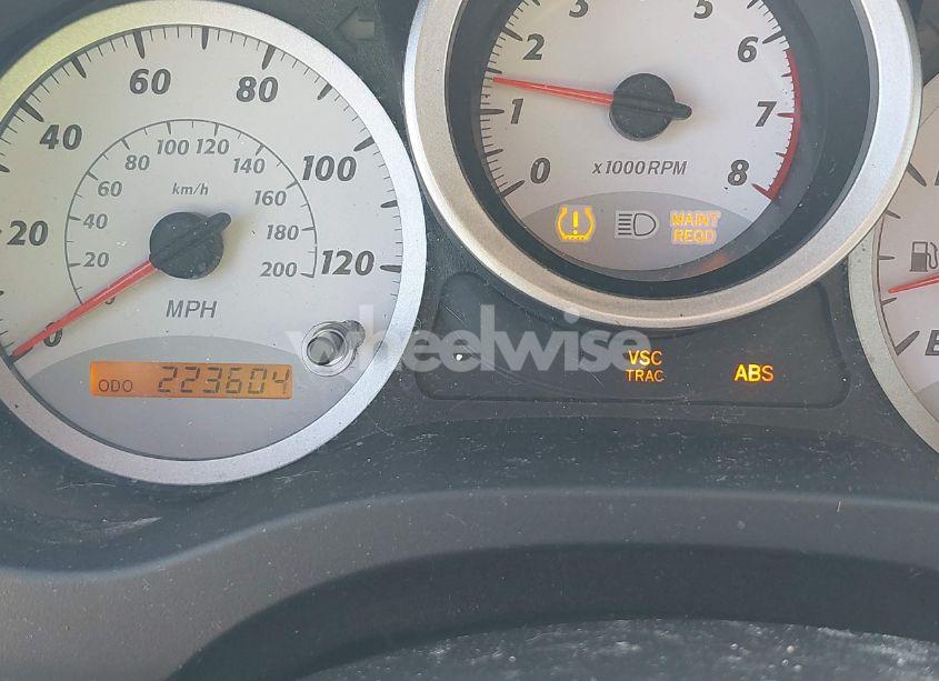 Photo 7 of 2004 Toyota Rav4 (VIN JTEHD20V240015888)