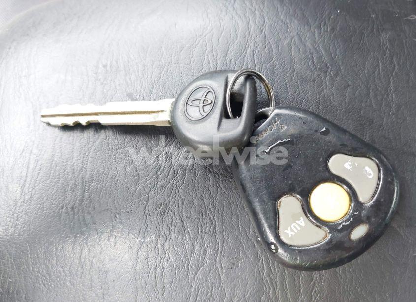 Photo 11 of 2004 Toyota Rav4 (VIN JTEHD20V246021168)