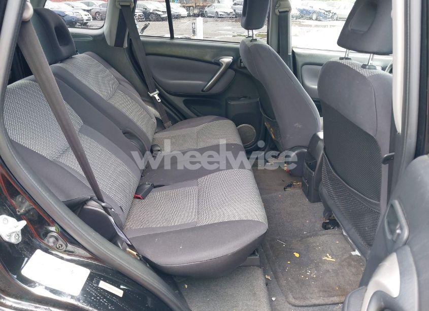 Photo 8 of 2004 Toyota Rav4 (VIN JTEHD20V246021168)
