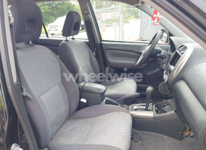 Photo 5 of 2004 Toyota Rav4 (VIN JTEHD20V340025037)