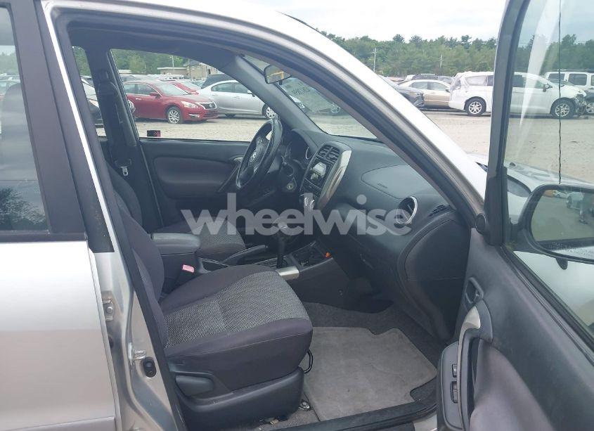 Photo 5 of 2004 Toyota Rav4 (VIN JTEHD20V346014150)