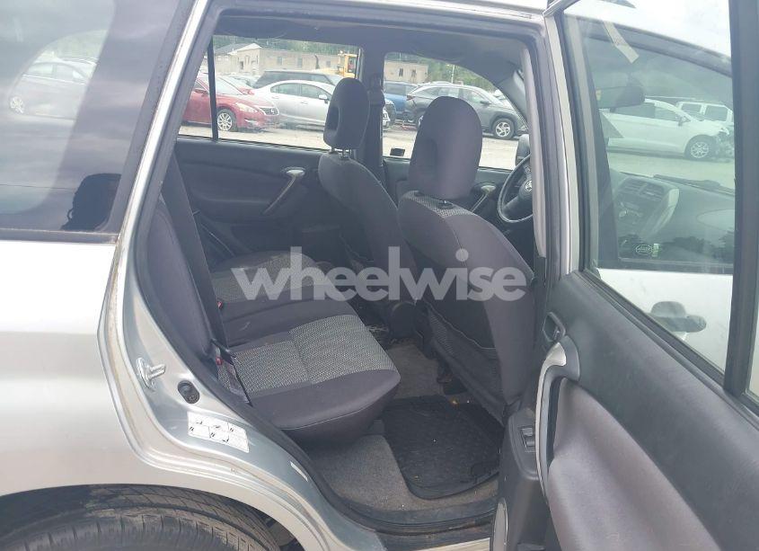 Photo 8 of 2004 Toyota Rav4 (VIN JTEHD20V346014150)