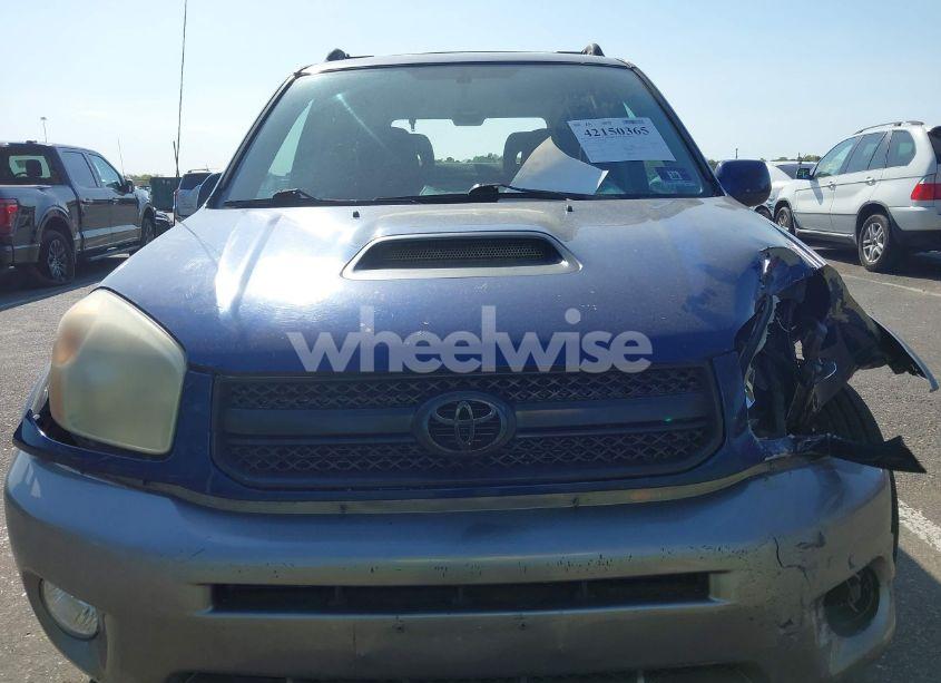 Photo 12 of 2004 Toyota Rav4 (VIN JTEHD20V440001670)