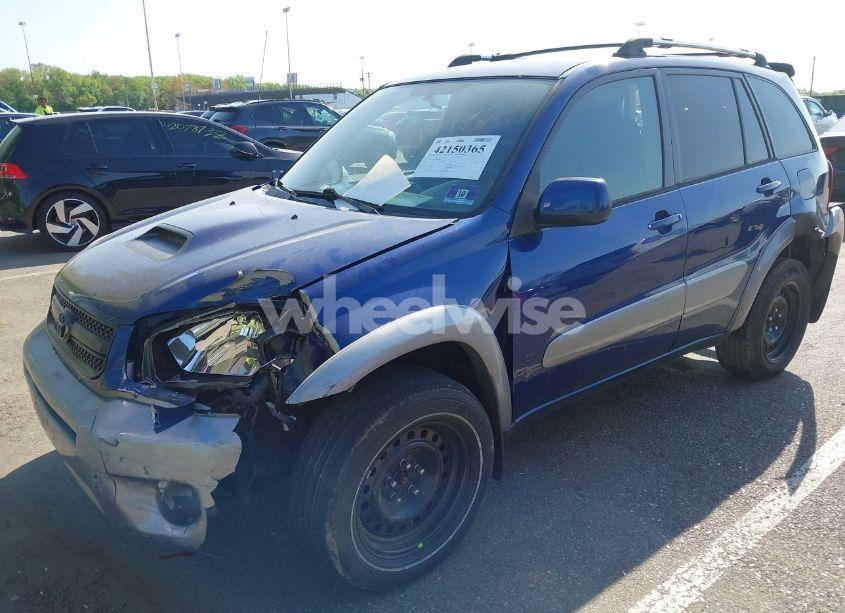 Photo 2 of 2004 Toyota Rav4 (VIN JTEHD20V440001670)