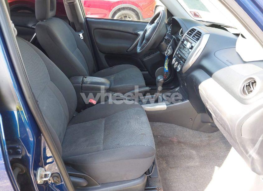 Photo 5 of 2004 Toyota Rav4 (VIN JTEHD20V440001670)