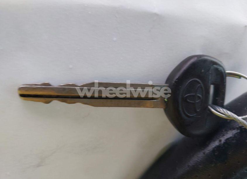 Photo 11 of 2004 Toyota Rav4 (VIN JTEHD20V440007842)