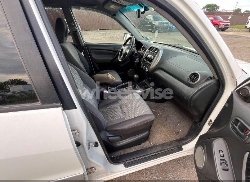 Photo 5 of 2004 Toyota Rav4 (VIN JTEHD20V546017132)