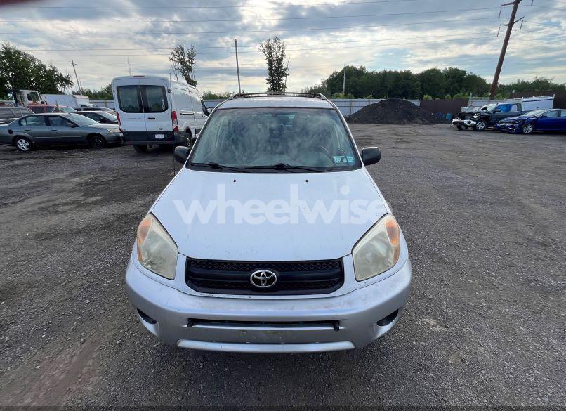 Photo 6 of 2004 Toyota Rav4 (VIN JTEHD20V546017132)