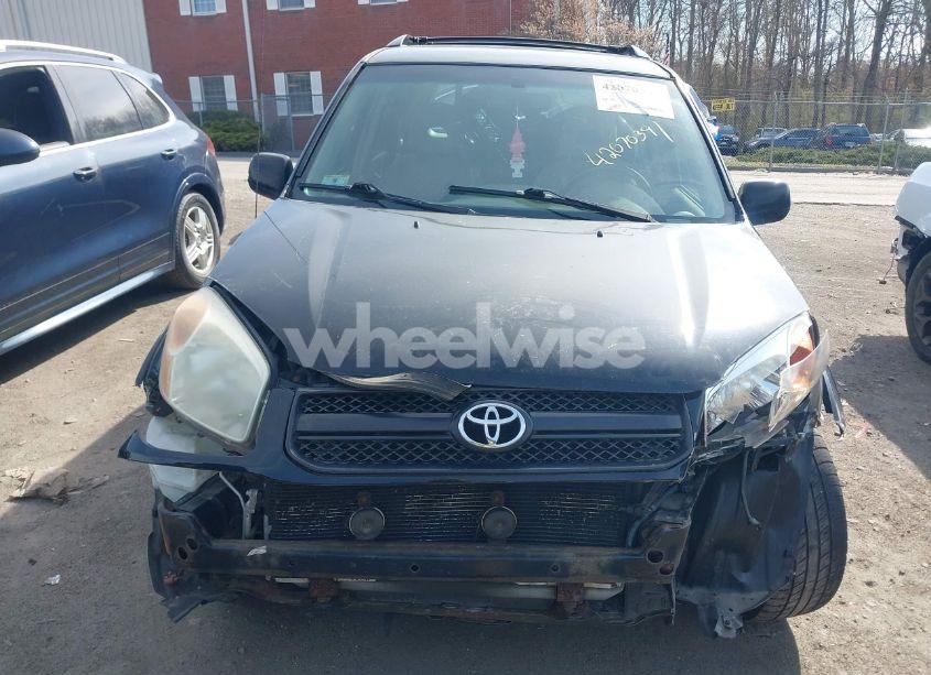 Photo 13 of 2004 Toyota Rav4 (VIN JTEHD20V640020995)