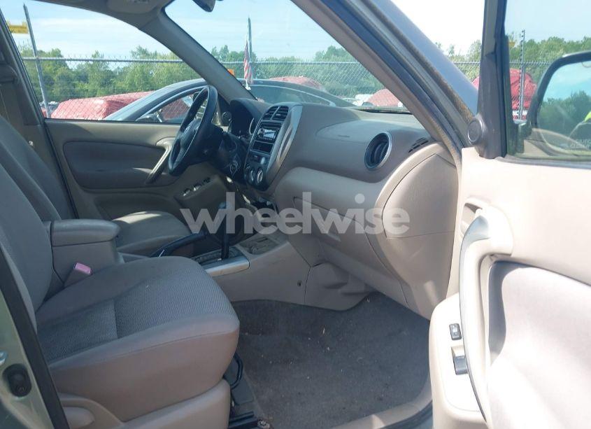 Photo 5 of 2004 Toyota Rav4 (VIN JTEHD20VX40023155)