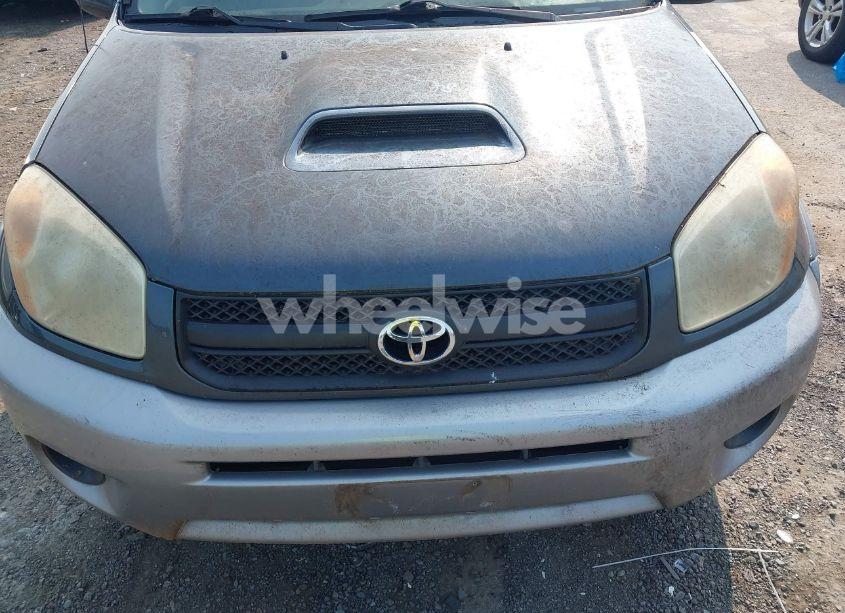 Photo 6 of 2004 Toyota Rav4 (VIN JTEHD20VX46012413)