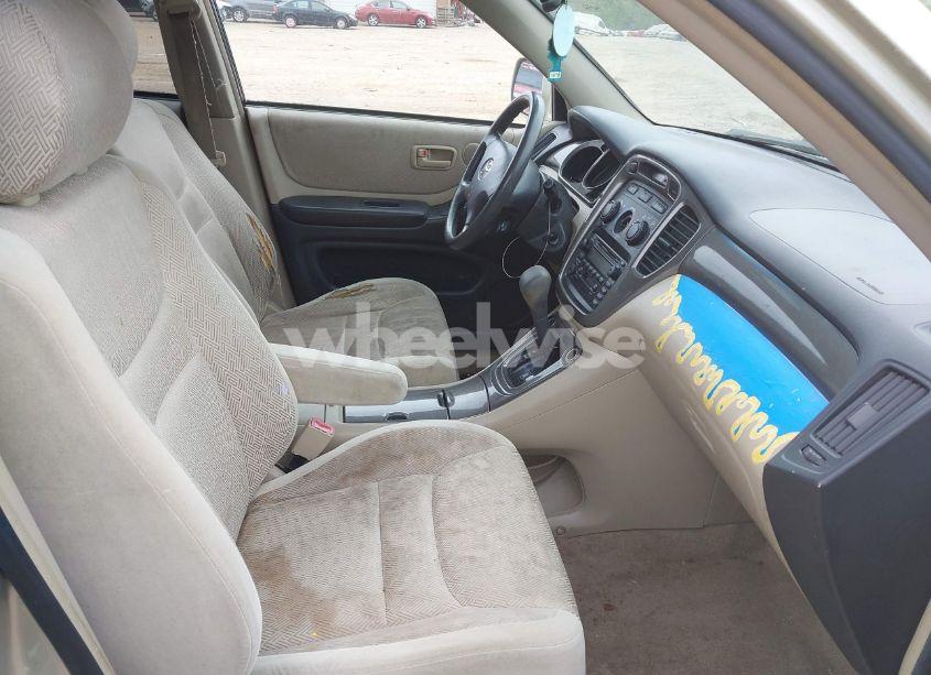 Photo 5 of 2003 Toyota Highlander (VIN JTEHD21A330024738)