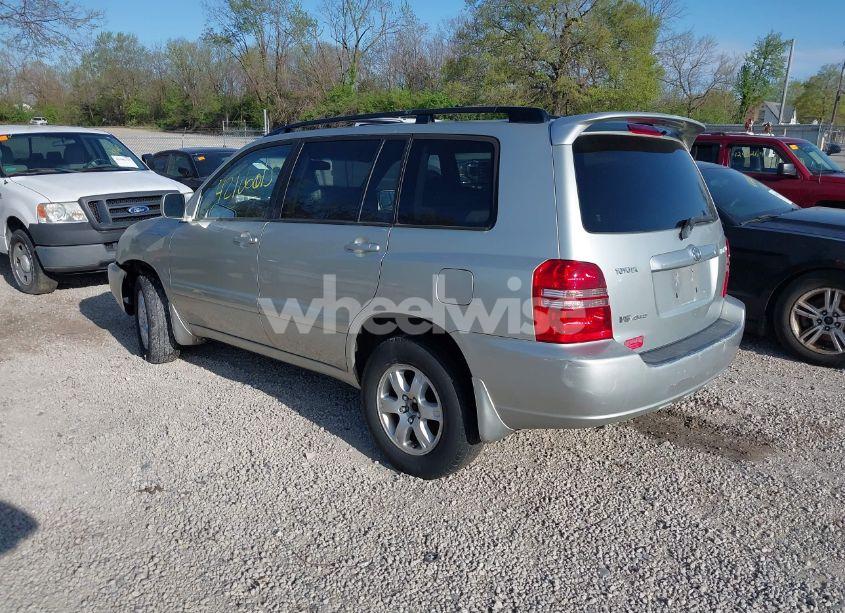 Photo 3 of 2003 Toyota Highlander V6 (VIN JTEHF21A030125195)