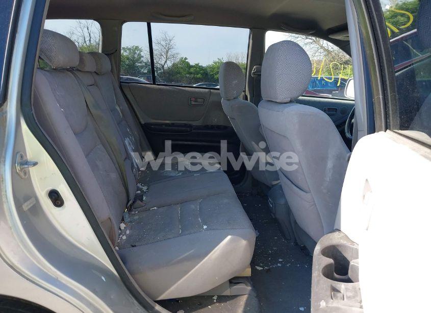 Photo 8 of 2003 Toyota Highlander V6 (VIN JTEHF21A030125195)
